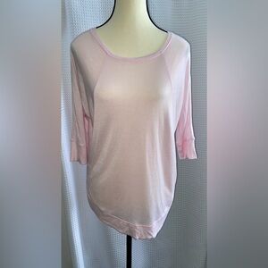 Women’s Lolë lightweight soft knit 2/3 sleeves‎ light pink Top size XS